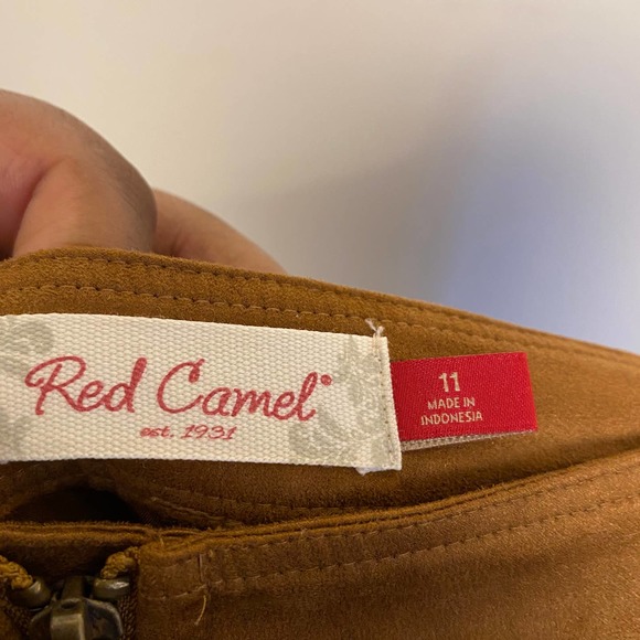 Red Camel Tan Faux Suede Skirt Juniors - Picture 4 of 4